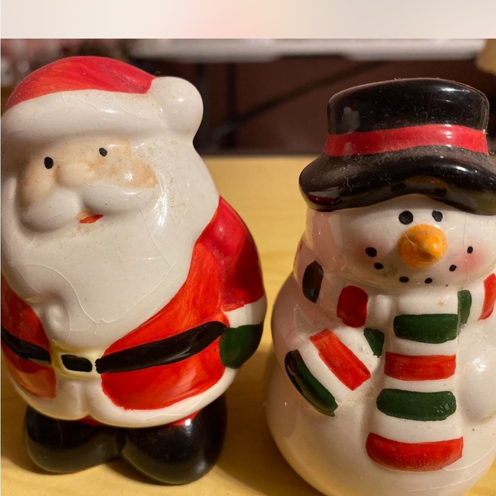 Festive Santa and Snowman Salt&Pepper Shakers